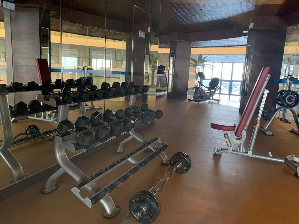 Rajhans Belliza Luxurious Studio Apartment Szúrat Kültér fotó